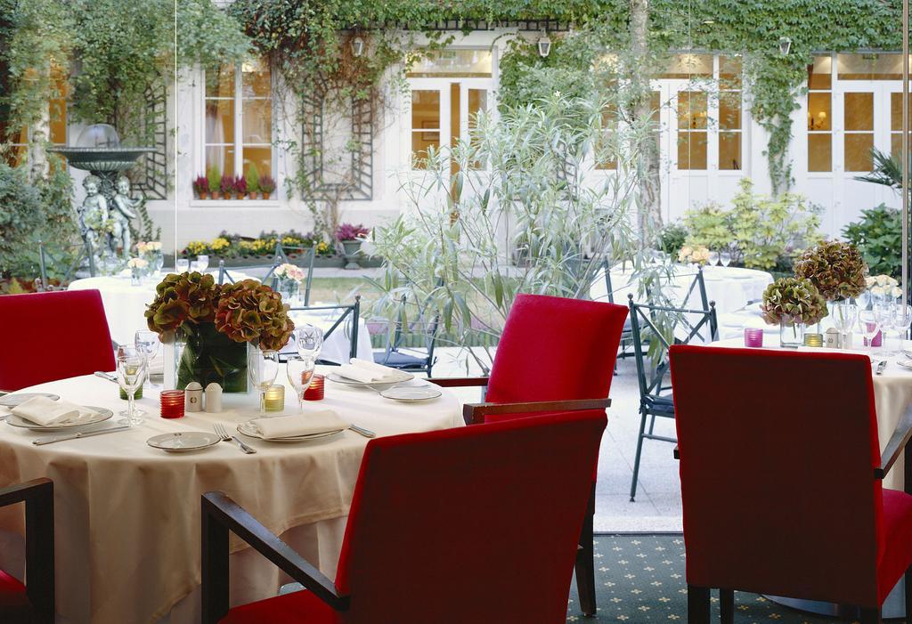 Hotel Restaurant Napoleon Fontainebleau Restaurante foto